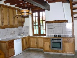 cuisine faite en Orme massif